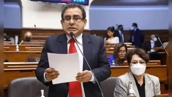 Poder Judicial sentencia a congresista Luis Picón por el delito de negociación incompatible