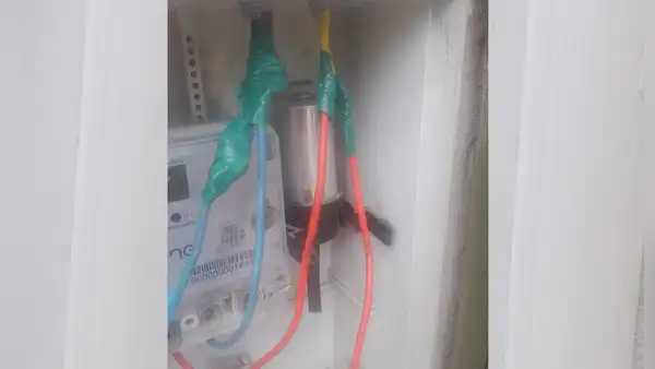 Tomacorriente explota y deja con quemaduras a niño en SMP: madre denuncia a Enel por 'mala conexión'