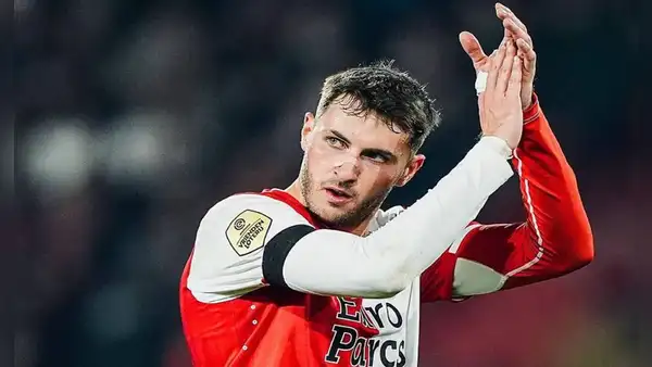 Santi Giménez: la joven promesa del fútbol mexicano la rompe en Europa y se prepara para la Copa América