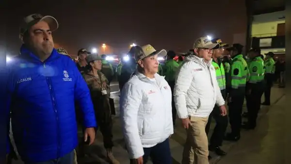Gobierno asegura respetar libertad de prensa pese a silencio presidencial y sospecha de reglaje a periodistas