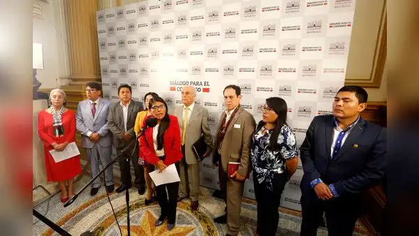 Congreso: Perú Libre, la bancada más fragmentada, perdió 16 congresistas