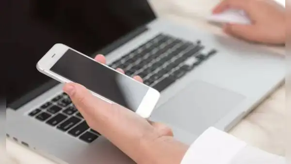¿Cómo transferir las fotos de tu celular a una computadora sin utilizar un cable USB?