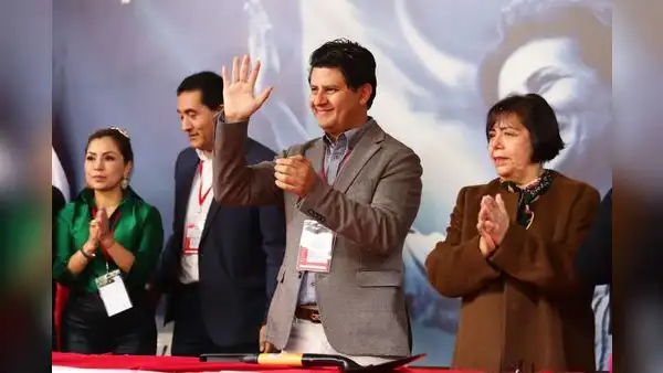 Acción Popular elige a Julio Chávez como nuevo presidente del partido: "Miramos al 2026 con un horizonte de triunfo"