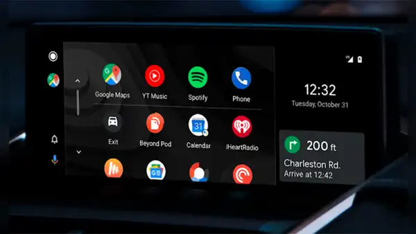 ¿Tienes una tablet antigua? Este truco te deja usarla como pantalla con apps en tu carro