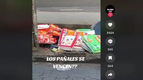 Farmacia en Perú botó varios paquetes de pañales a la basura y joven cuestiona: “¿Se vencen?”