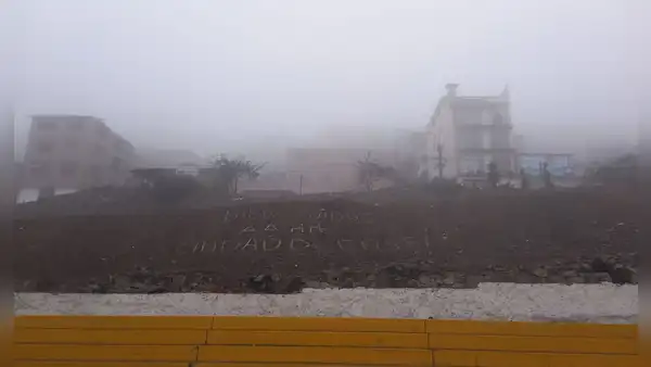 ¿En Lima se respira agua? Estos distritos amanecen con 100% de humedad, según Senamhi