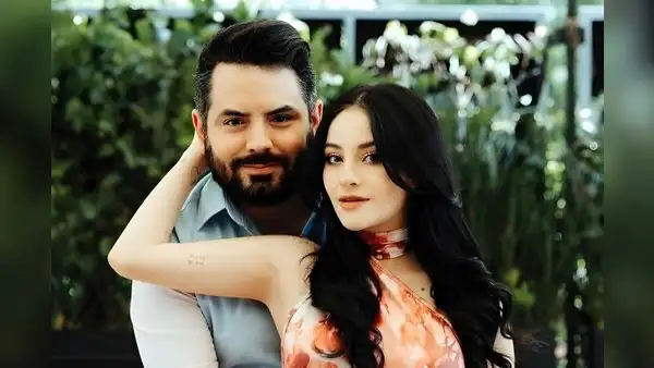 José Eduardo Derbez y Paola Dalay suben últimas fotos antes del nacimiento de su hija
