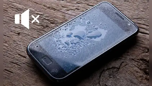 ¿Los altavoces de tu celular se llenaron de agua? Así puedes limpiarlo de manera nativa o con apps