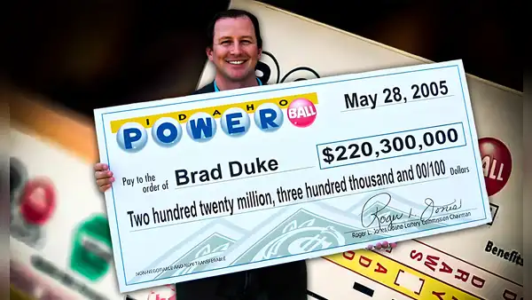 El hombre que obtuvo US$1.220 millones tras ganar lotería de Powerball e invertirlo por 10 años en Estados Unidos