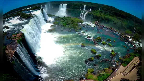 Los únicos países de América que tienen 3 de las 5 mayores reservas de agua dulce en el mundo