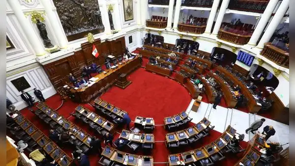 Un apuro permanente por aprobar leyes: dictamen del Congreso beneficiaría a la 'U', según especialistas