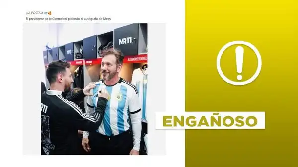 Foto no muestra a Lionel Messi firmando autógrafo para el presidente de la Conmebol en la final de la Copa América