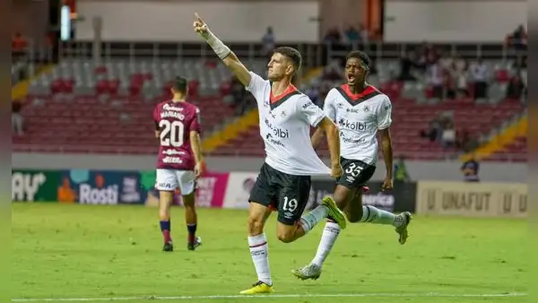 ¡La Liga es campeón! Alajuelense venció a Saprissa y se quedó con la Recopa de Costa Rica