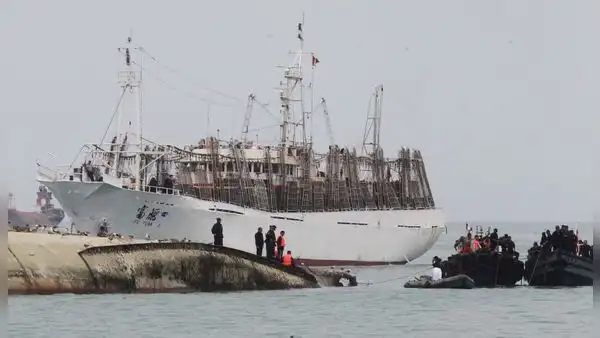 Produce: embarcaciones extranjeras serán sometidas a control satelital para acabar con pesca ilegal