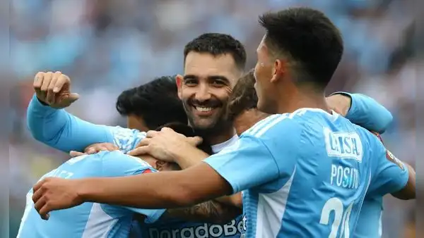 Sporting Cristal logró su primer triunfo en el Torneo Clausura tras golear 4-0 a Sport Boys
