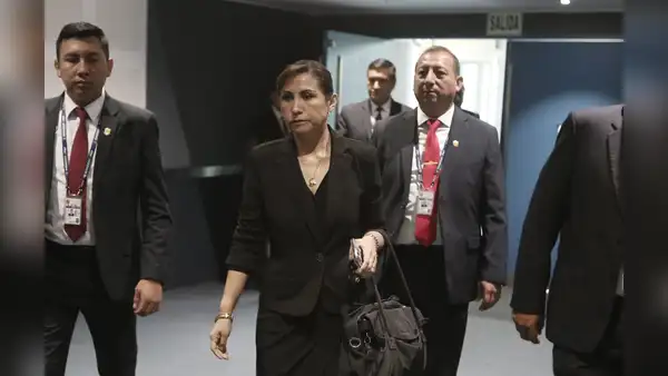 Patricia Benavides viajó a Chile en medio de su investigación por organización criminal