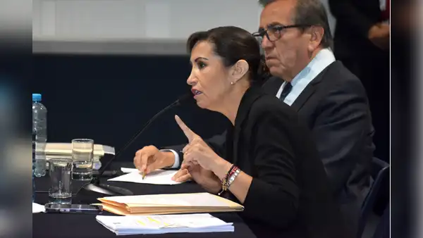 Fiscal Delia Espinoza pide designar juez supremo para que revise la salida del país de Patricia Benavides