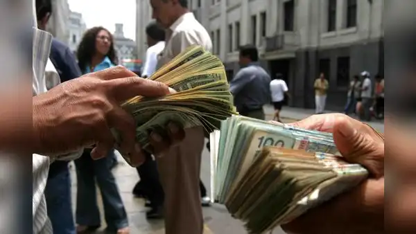 Tipo de cambio: dólar cierra a la baja hoy, martes 30 de julio, con S/3,7290