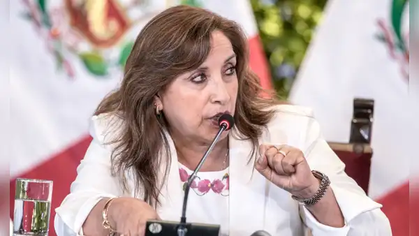 Abogado de Dina Boluarte solicita a la Fiscalía citar a la presidenta para que declare sobre caso Qali Warma