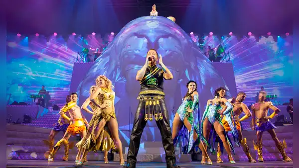 DJ BoBo medita sobre la tecnología: "Antes veía los ojos brillantes del público, hoy brillan los teléfonos”