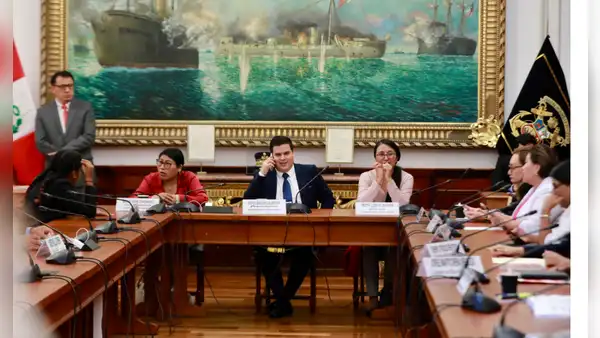 De los 13 congresistas acusados por ‘mochasueldos’, un total de 6 fueron blindados por la Comisión de Ética