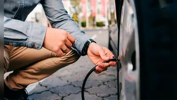 ¿Cómo saber hasta cuánto debo inflar mis llantas? Esta es la presión adecuada para los neumáticos