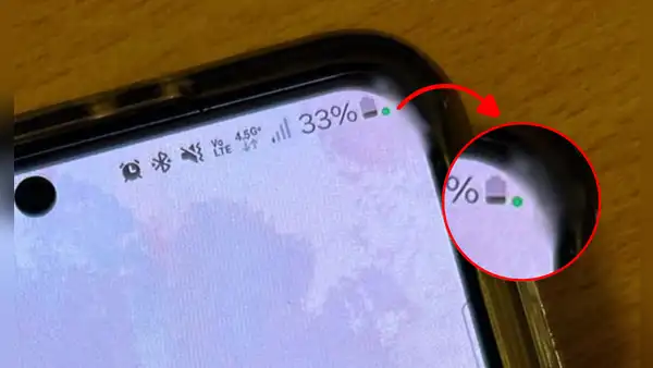 ¿Te aparecen puntos de colores en la pantalla de tu teléfono? Descubre qué significan estas pequeñas luces