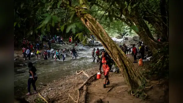 Vuelos financiados por Estados Unidos repatriarán a migrantes que cruzan el Darién: firman acuerdo con Panamá