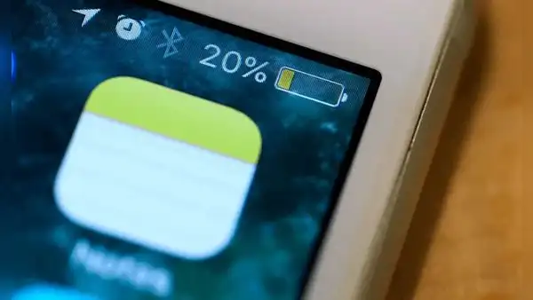 ¿Por qué mi teléfono se apaga si todavía tiene 20% o 30% de batería? Esta es la razón