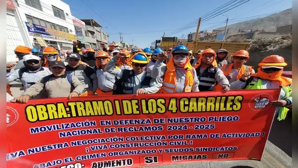 Obreros de construcción civil protestan por más de 20 asesinatos de dirigentes en Lima, Piura, Trujillo y Arequipa