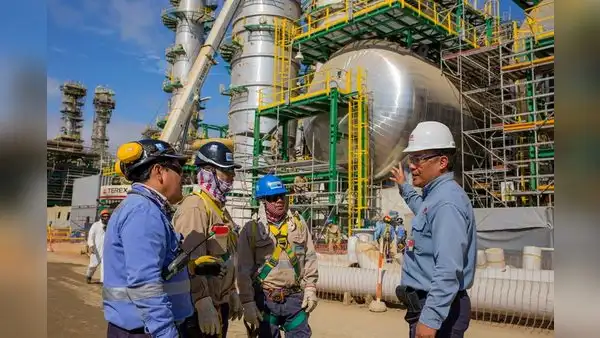 Petroperú en la cuerda floja: a merced de privatizadores