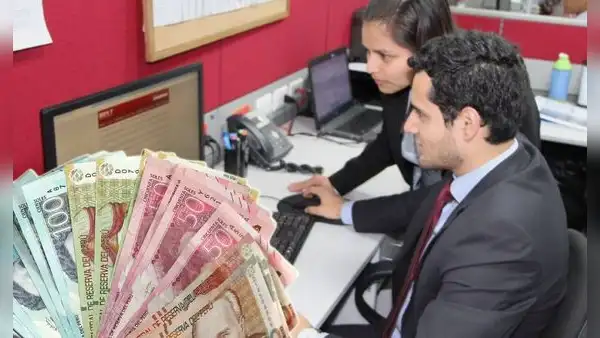 El Gobierno eleva sueldos en el sector público: ¿quiénes serán favorecidos, cuál es el aumento y los plazos establecidos?