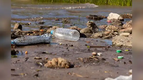 El país de América Latina que tiene los ríos más contaminados: mueren 900 niños al año por enfermedades