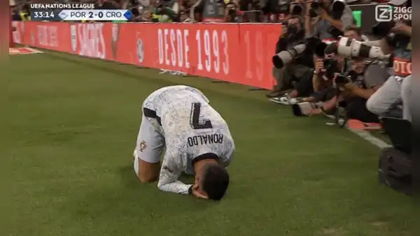 ¡Cristiano Ronaldo hace historia! 'CR7' anotó su gol 900 y es el máximo goleador mundial
