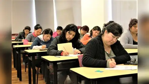 Menos del 30% de docentes pasó prueba de nombramiento