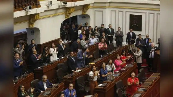 Congreso aprovecha el caos para debilitar el sistema judicial