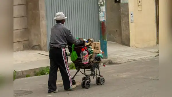 8 de cada 10 adultos mayores trabaja sin protección social