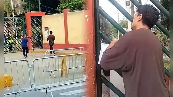 Joven llegó tarde a examen de la UNMSM y suplicó por entrar: “Por favor, es mi última oportunidad”