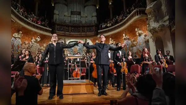 Orquesta Juvenil Sinfonía por el Perú conquista a exigente público europeo
