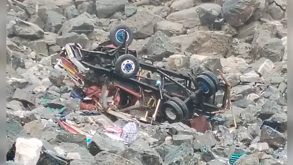 ¡Fatal accidente en la Panamericana Sur! Triple choque deja un conductor fallecido en Arequipa