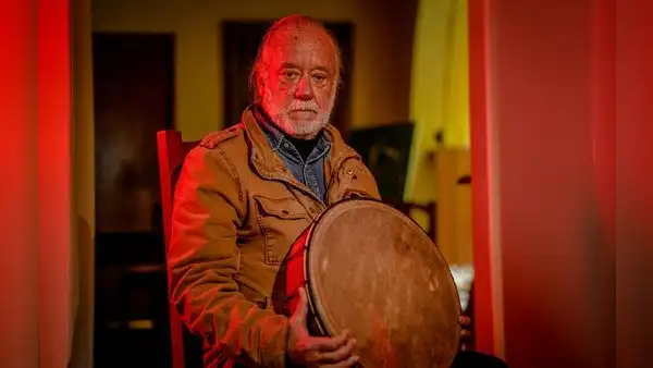 Manongo Mujica: “Que la gente se entretenga o se duerma viendo los temas de Chibolín, es patético”