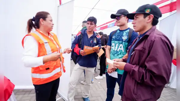 Más de 3 mil empleos formales se ofrecerán en la mega feria laboral “Chambita te busca”