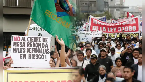 Paro de comerciantes de Mesa Redonda: protestan en rechazo de ley 31980 que restringe actividades a solo 4 rubros