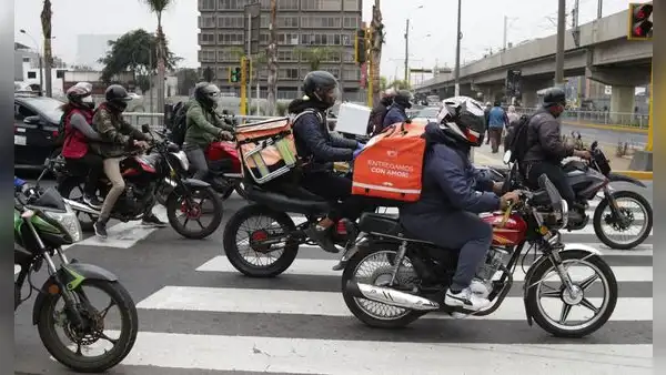 Estos son los 5 distritos de Lima que prohíben circular a dos personas en moto: multas van desde 1% de UIT