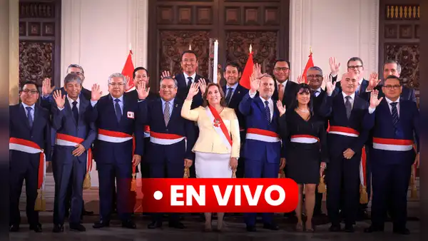 Dina Boluarte  EN VIVO: presidenta respalda a Juan Santiváñez y descarta una posible renuncia del ministro del Interior