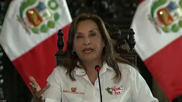 Dina Boluarte descarta salida de Juan José Santiváñez: "Los ministros necesitan tiempo para mostrar resultados"