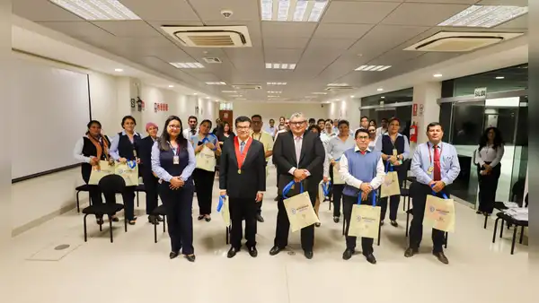 Con éxito se realizó conferencia sobre ética e integridad en el trabajo