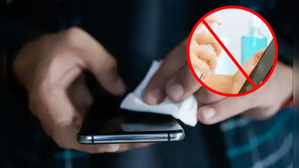 ¿Limpias tu teléfono con alcohol? Ten cuidado con este y otros errores frecuentes que podrían dañar tu móvil