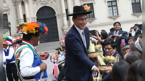 Martín Vizcarra celebrará fin de año en Moquegua mientras es investigado: PJ autoriza su viaje