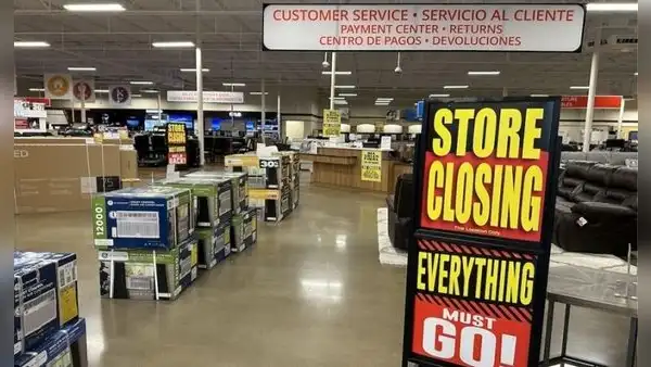 Famosa cadena de outlets en Estados Unidos cierra 170 sucursales y retama productos con ofertas de 80% de descuento
